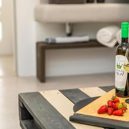 Blue Heart Luxury Suites Naxos City Экстерьер фото
