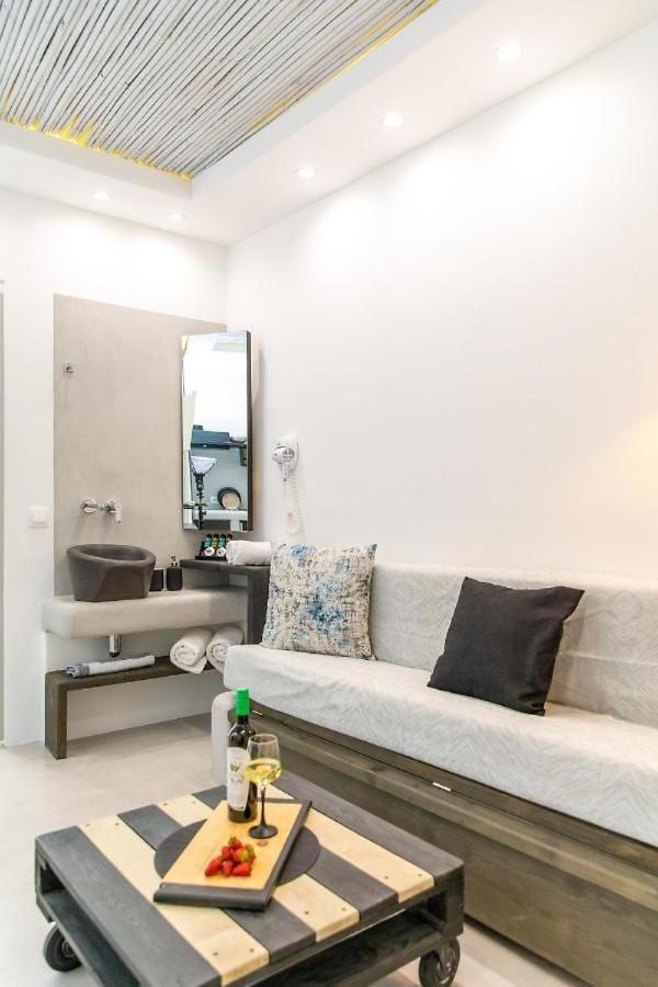 Blue Heart Luxury Suites Naxos City Экстерьер фото