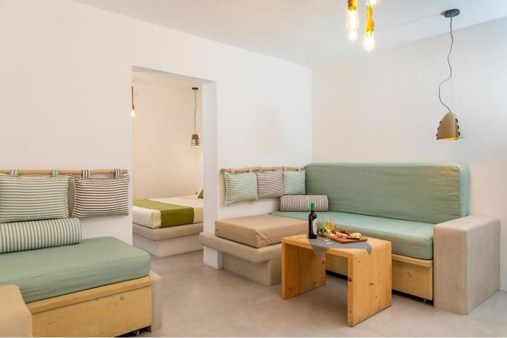 Blue Heart Luxury Suites Naxos City Экстерьер фото