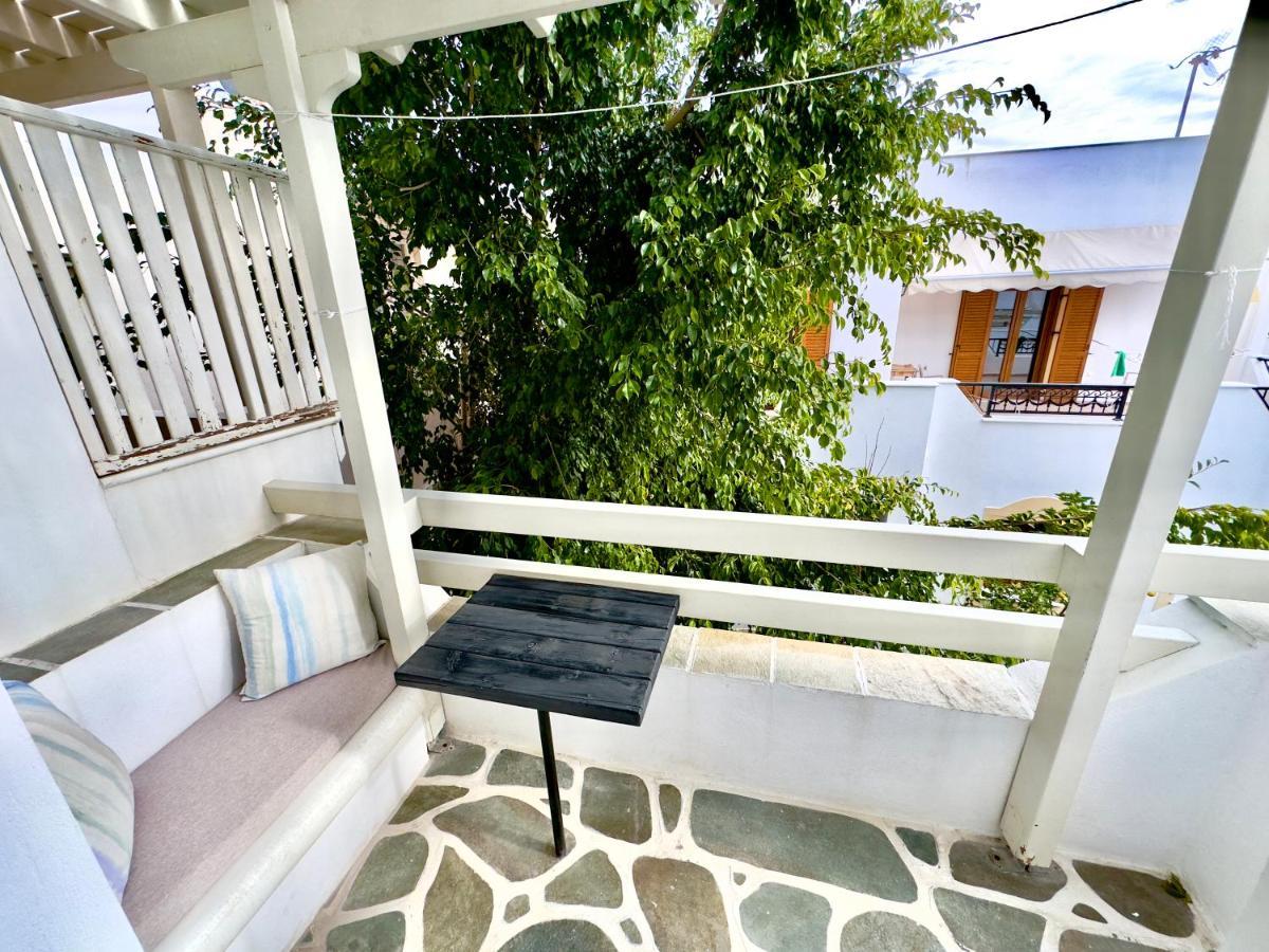Blue Heart Luxury Suites Naxos City Экстерьер фото